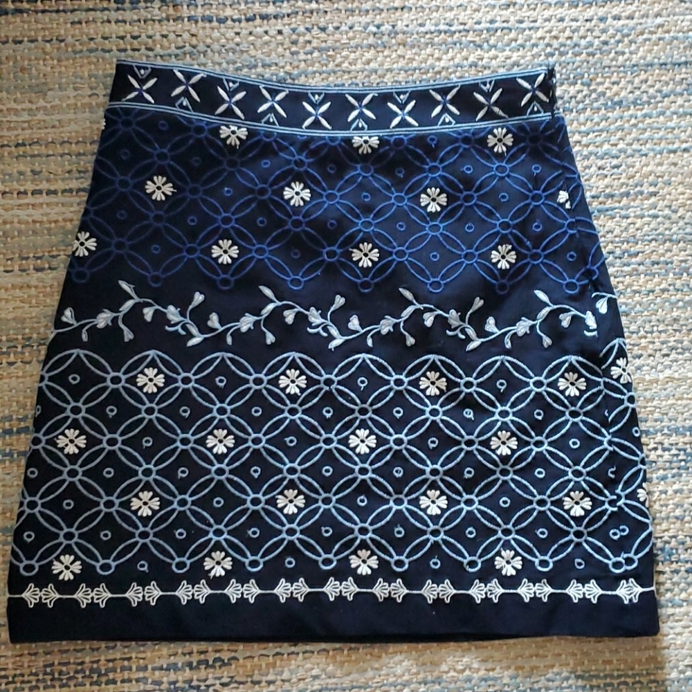 LOFT embroidered skirt